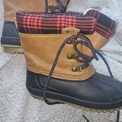 Little Boys size 12/13 boots