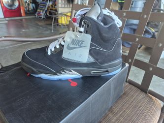 Brand New Jordan Retro 5 OG Size 11