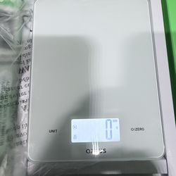 Azeus  Scale Glass White Sleek Inspire Better Living Kitchen Model EK9380HR