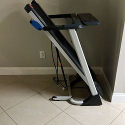 Merca treadmill