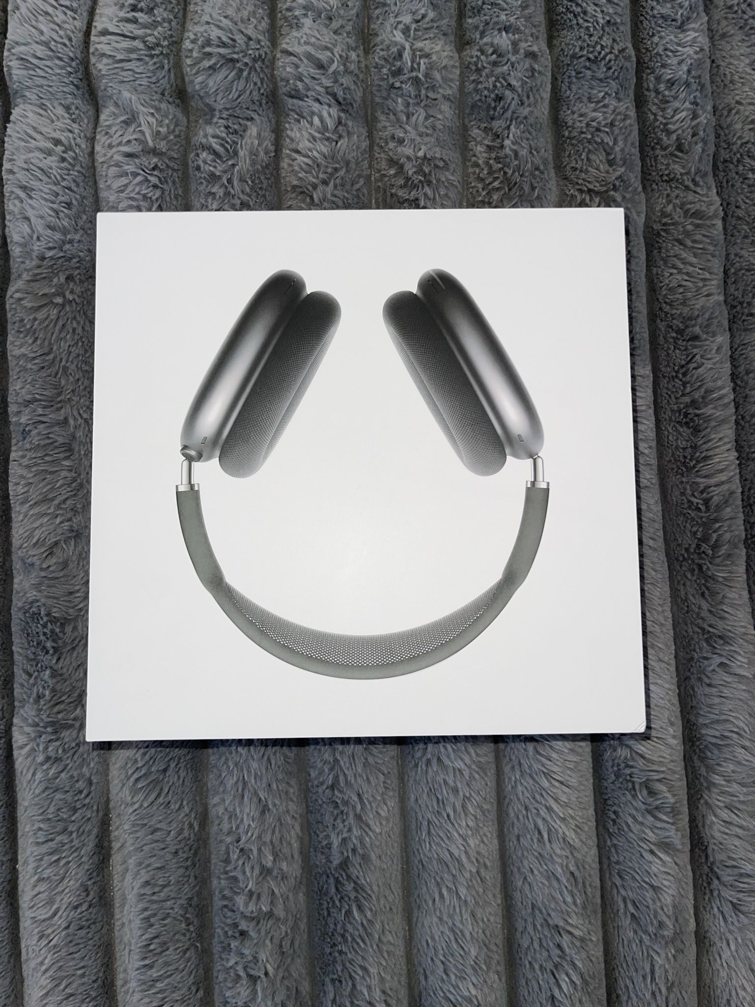 AIRPOD MAX HEADPHONES