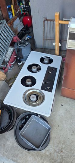 Frigidaire GAS Cooktop