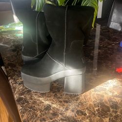 UGG NEW HEIGHTS PLATFORM XTRA BLACK OVER THE KNEE BOOTS 