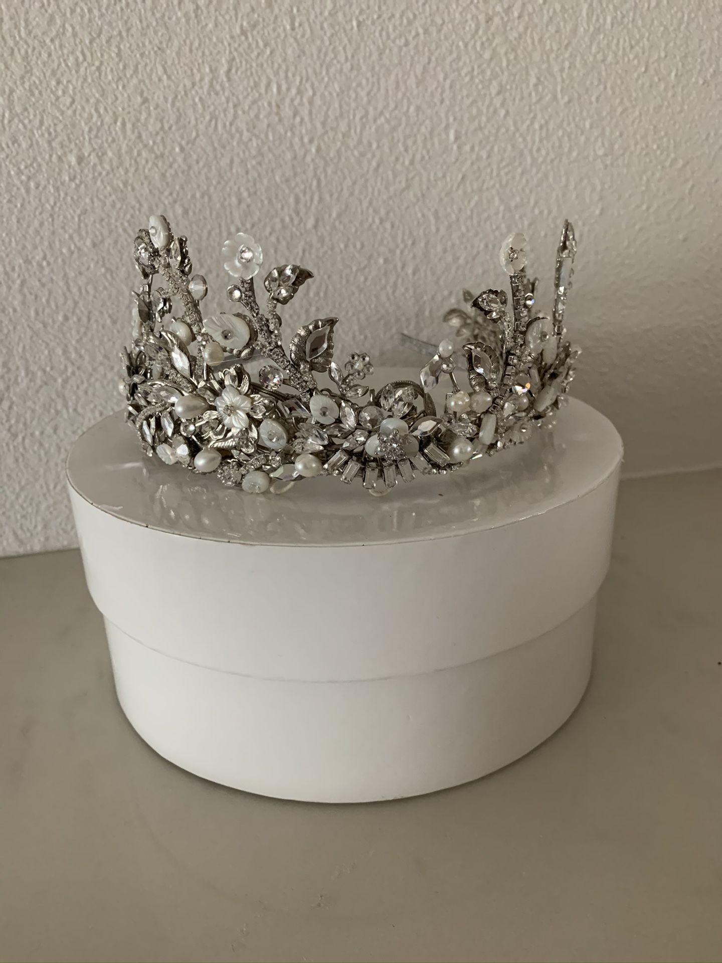 Bridal tiara or headband for bride