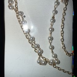 BEAUTIFUL Stainless Faux Pearl Necklace! 24” 