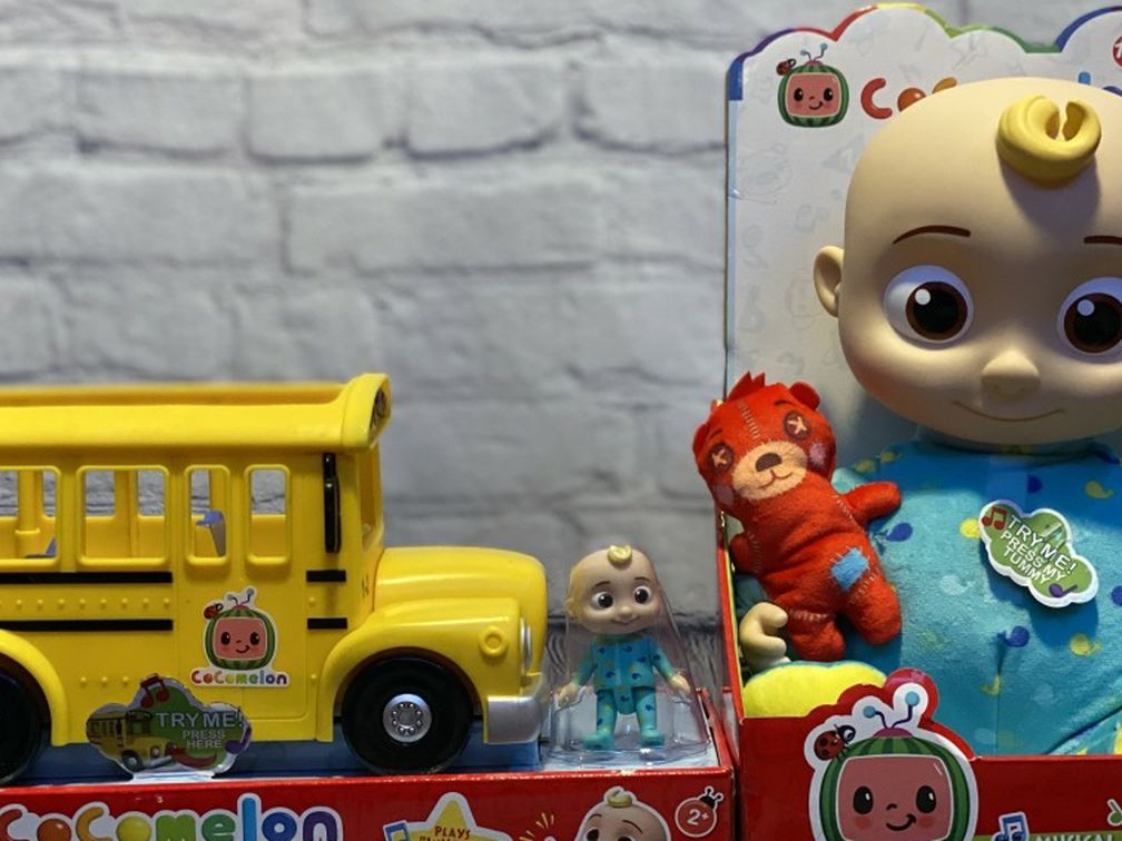 🔥 Cocomelon Musical Bus & Cocomelon Musical Doll Combo