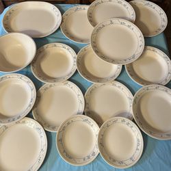 Vintage 16-Piece Corelle by Corning “First of Spring” Lot