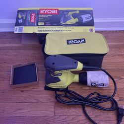 RYOBI 2 Amp Corded 1/4 Sheet Sander S652DGK