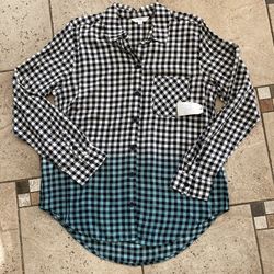 NWT Ladies Shirt size M
