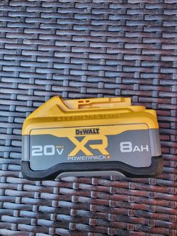 PILA DEWALT XR 8.AH NUEVA