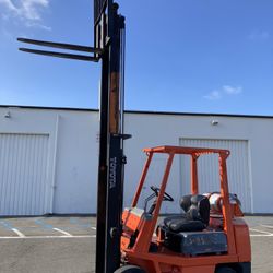 Toyota Forklift 5000 LB CAP CHEAP UNIT