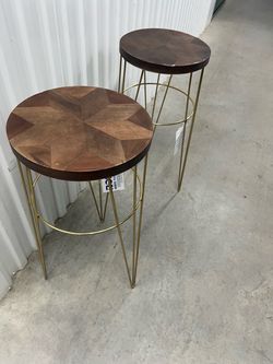 Wooden Pin Leg Tables