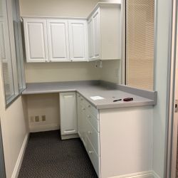 Cabinet Set.  Save On $$$$