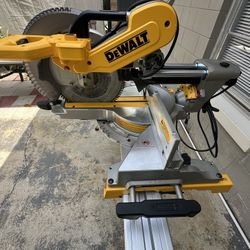 Miter Saw 12” with The Saw Horse 