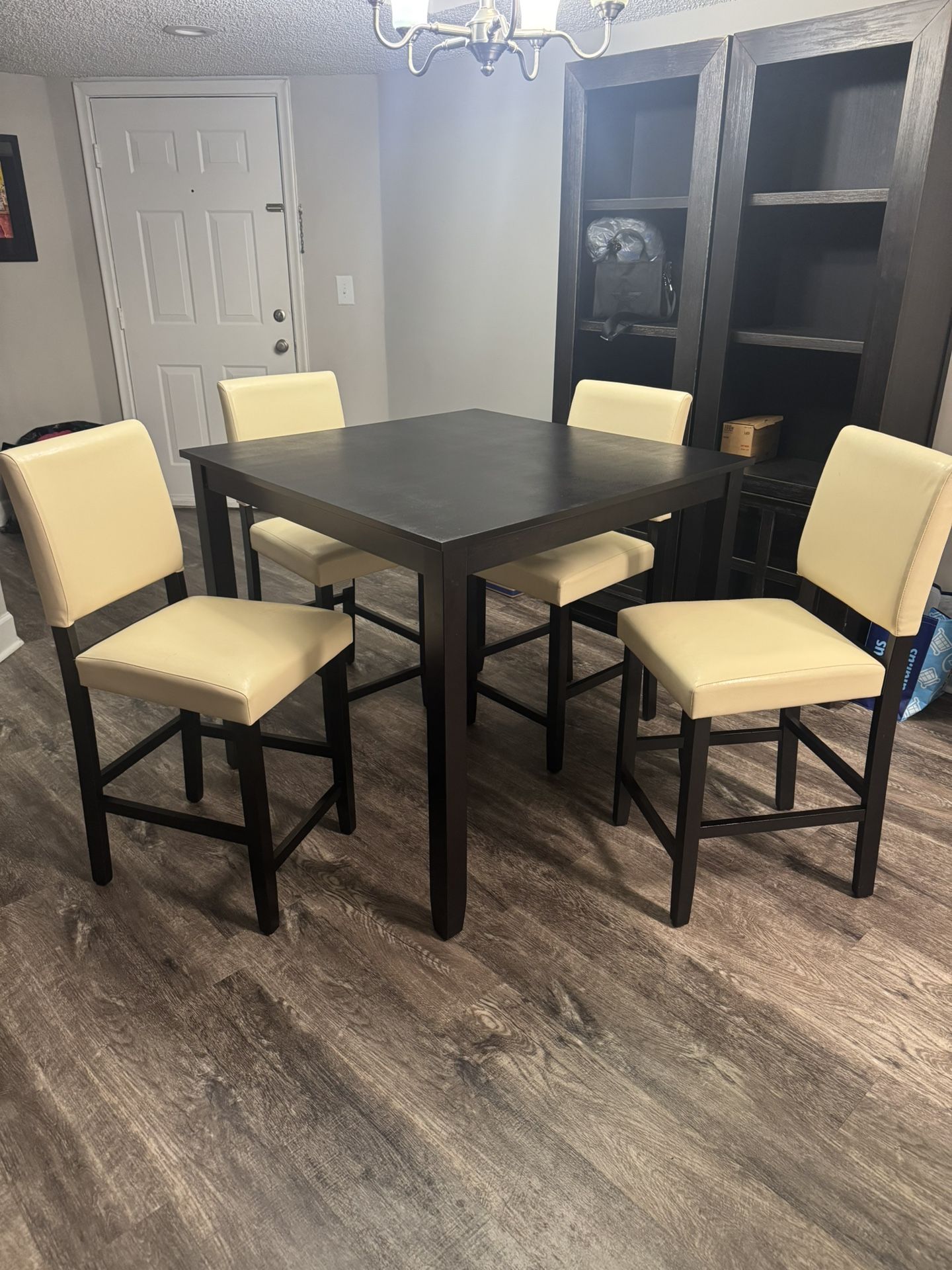 Dinning Room Table