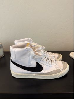 Nike Blazer Mid 77