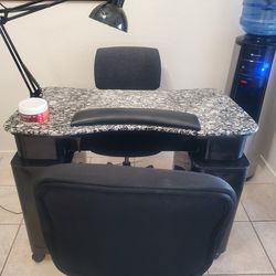 Marble Manicuring table w/ 2 chairs