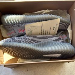 Yeezy Boost 350 V2 AH2203 Size 11 NIB