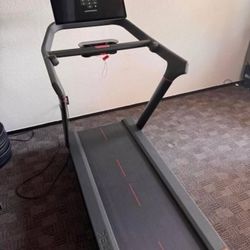 Peloton-Treadmill.