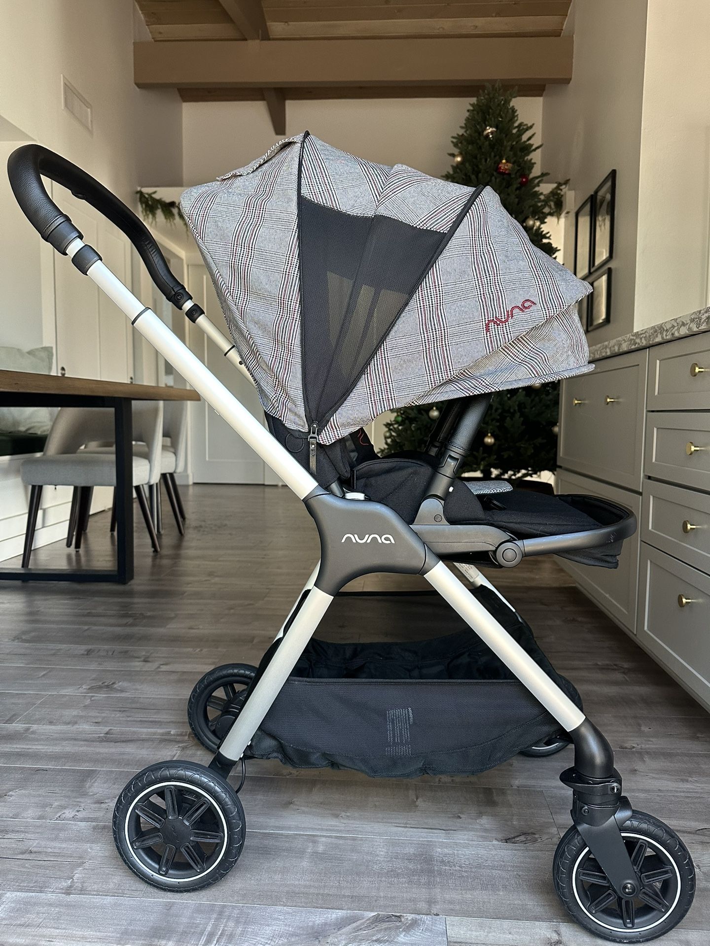 Nuna Triv Stroller 