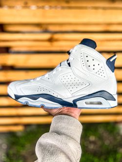 Jordan 6 Midnight Navy Size 13