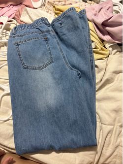 Straight leg, baggy pants