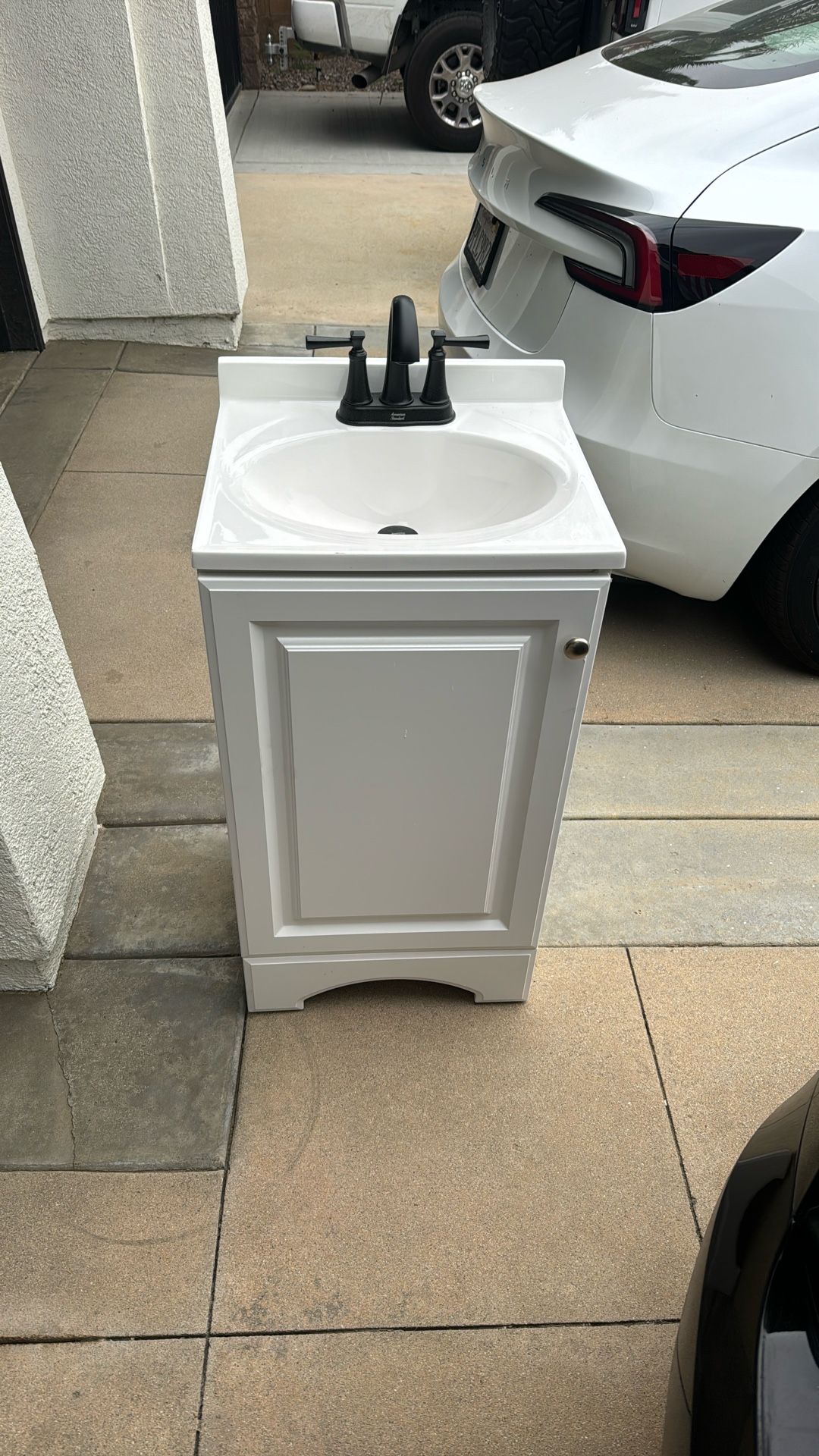 18” White Vanity