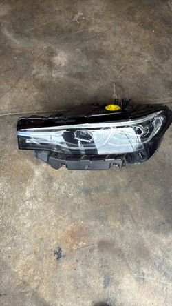 2021 bmw x 7 LEFT DRIVER LED HEADLIGHT OEM