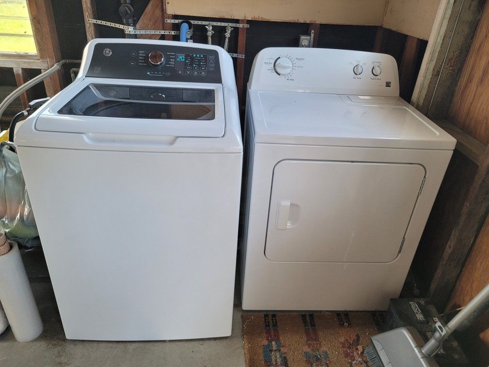 Washer And Dryer 