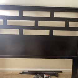 King Brown Bed Head Board And Metal Frame 