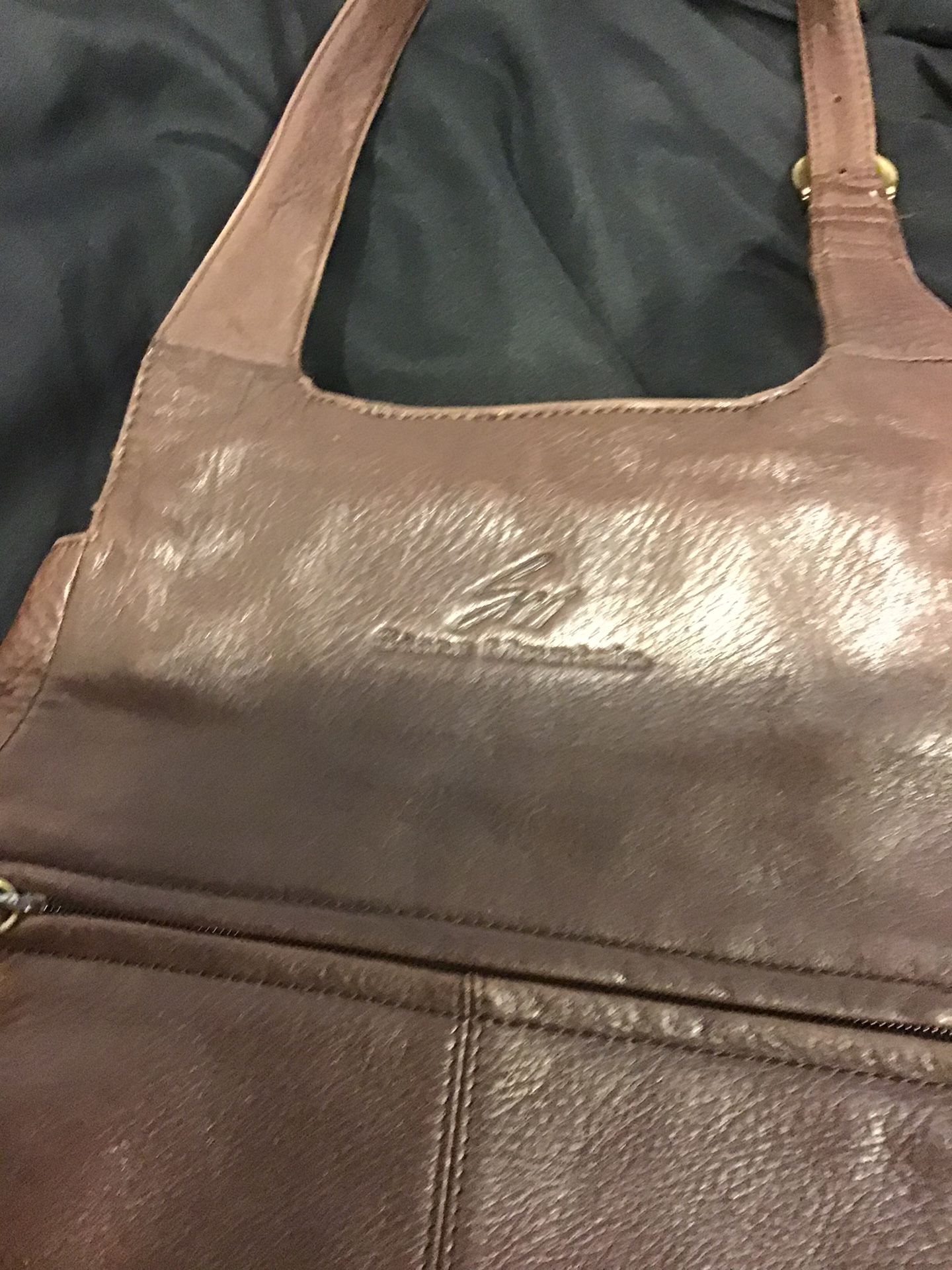 Stone Mountain USA crossbody purse for Sale in Fontana, CA - OfferUp