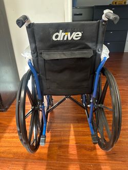 Drive Medical Folding Wheelchair
