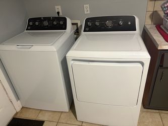 GE Washer and Dryer Set