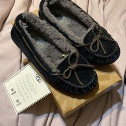 ugg slippers 