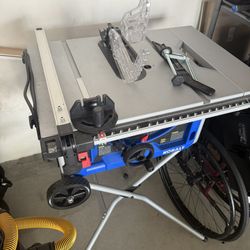 Kobalt Table Saw 10in 15 AMP Plus Extra Saw Blade !!
