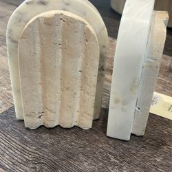 Book Ends