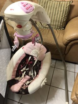 Great condition Fisher Price Baby Swing fully working