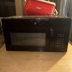 GE Over The Oven Microwave 