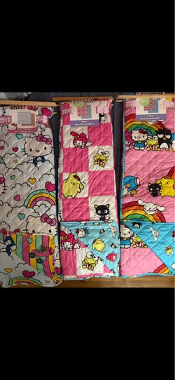 Hello Kitty Quilted Blanket