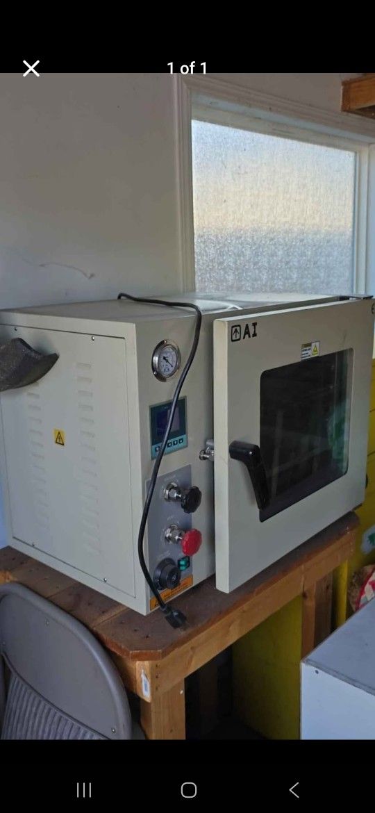 Across International Vacuum Oven
