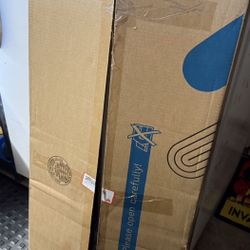 Black Full/Queen Bed Fame