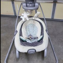 Graco DuetSoothe Swing And Rocker