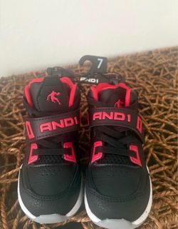 Toddler size 7 shoes