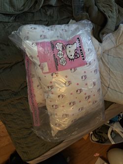 Hello kitty pillow (qt2)