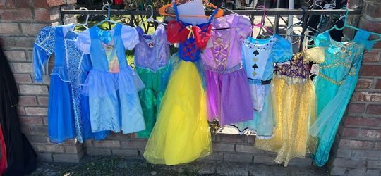 Halloween 🎃 Costumes ❌not free❌