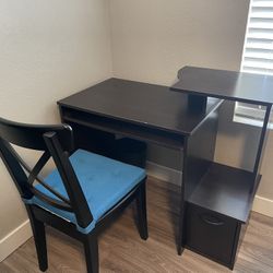 Desk + Chair with Pad