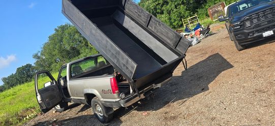1999 Chevrolet 2500 Regular Cab & Chassis