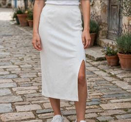 White Ribbed Midi Skirt with Side Slit