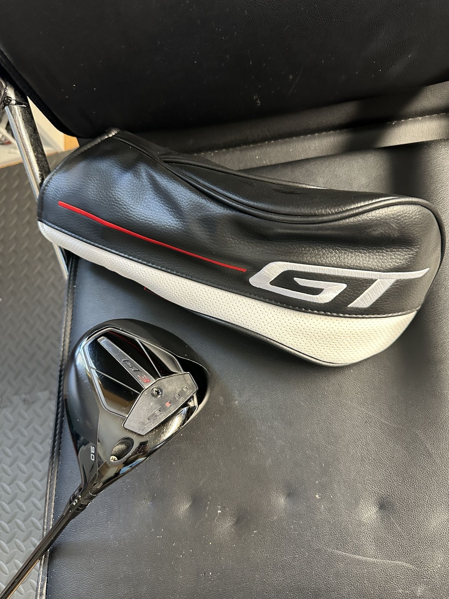 Titleist GT3 9* Driver Golf Club