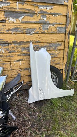2021-25 GMC Yukon right fender RH